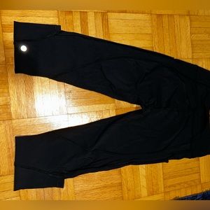 Lulu lemon 3/4 inch leggings